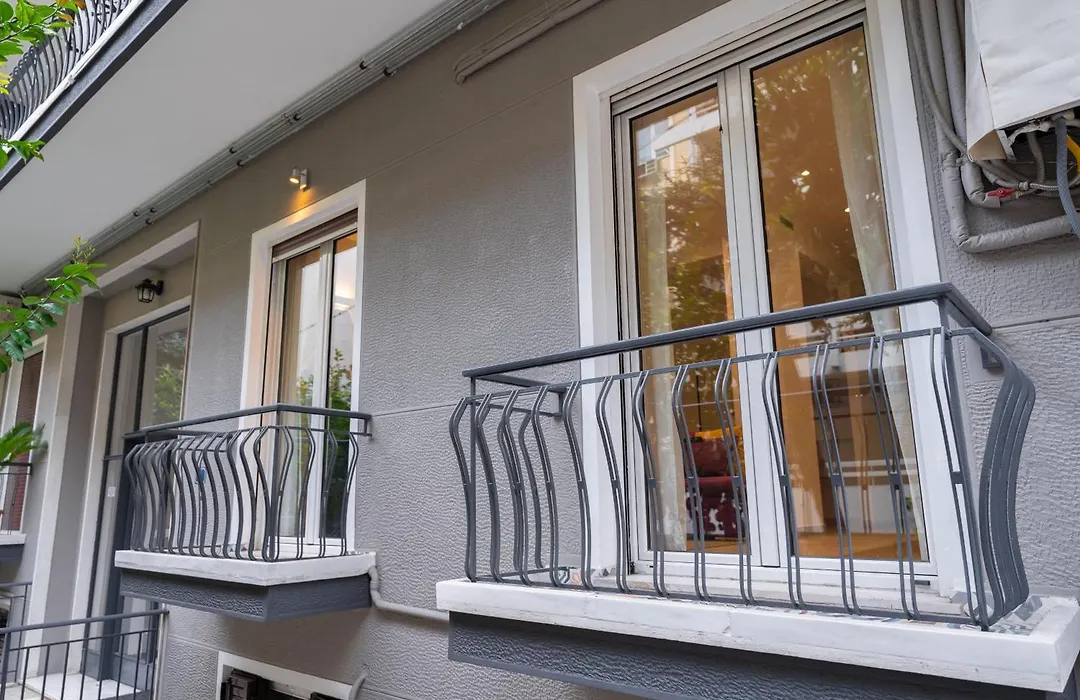 Spacious Modern Apartment In Athens Near Metro-1